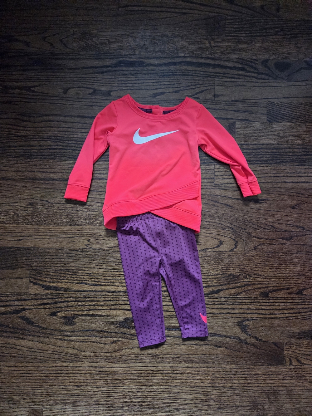 Kids Nike Pink Dri-FIT Top & Purple Leggings Set